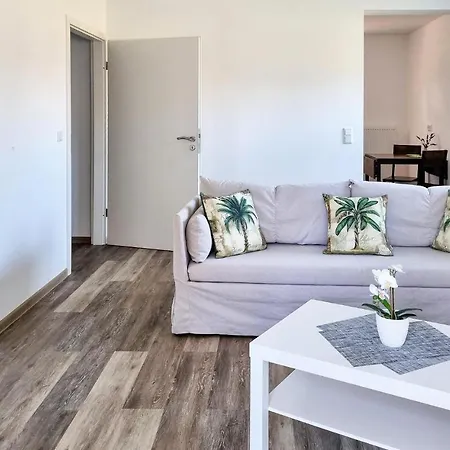 Stunning In Passow Ot Charlottenho Apartament